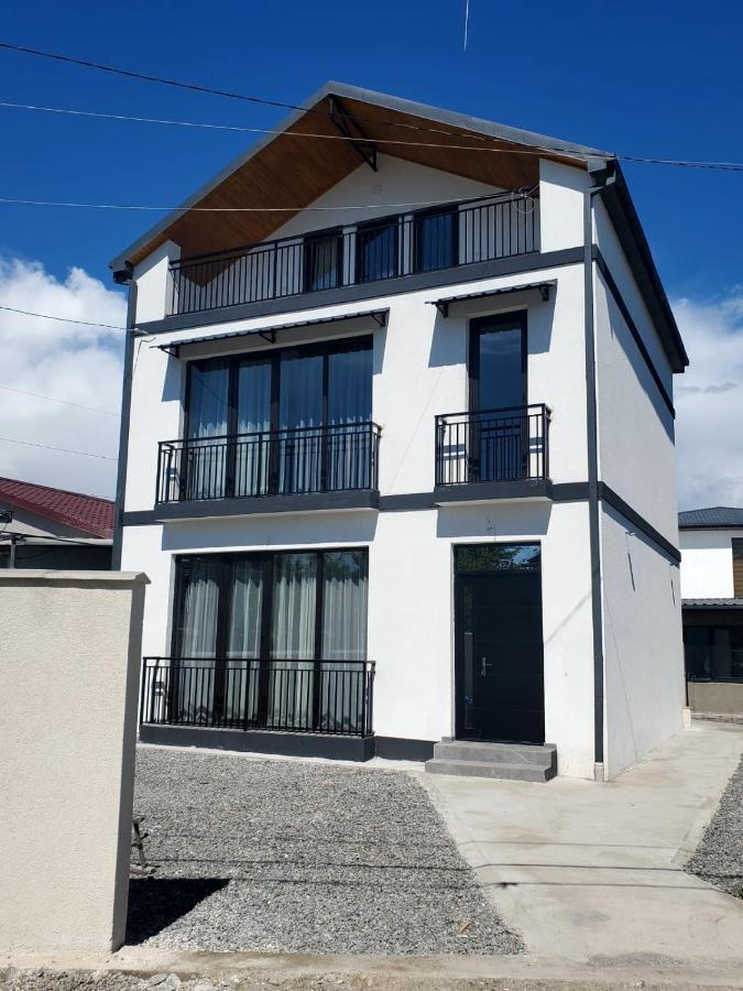 Urban Stay Rooms In Tbilisi Exterior photo