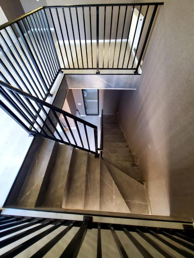 Urban Stay Rooms In Tbilisi Exterior photo